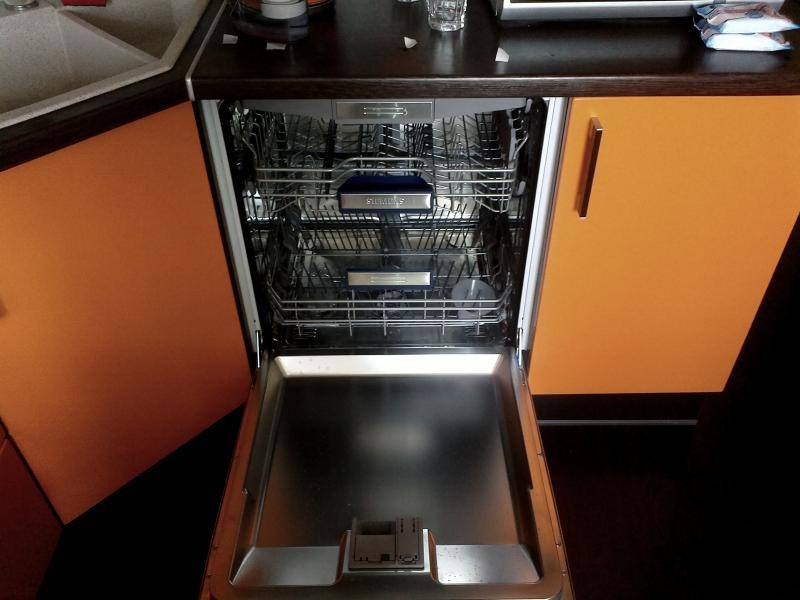 Фото 11 — Автоматическая посудомоечная машина с функцией охлаждения